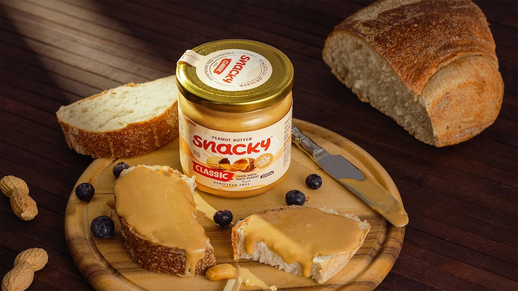 Snacky Classic 400g Peanut Butter Snacky Classic 400გ მიწისთხილის კარაქი პურზე წასმული